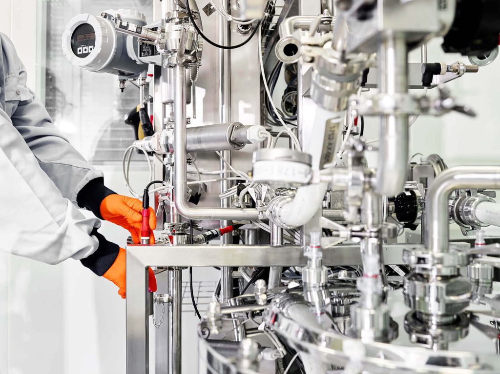 بیماری کرونا در صنعت پلاسما